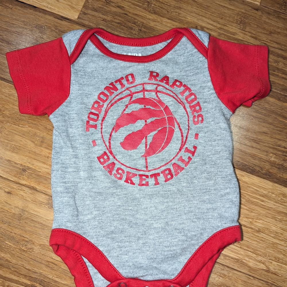 NBA Toronto Raptors Kids Bodysuit - Red and Gray, 0-3 months.